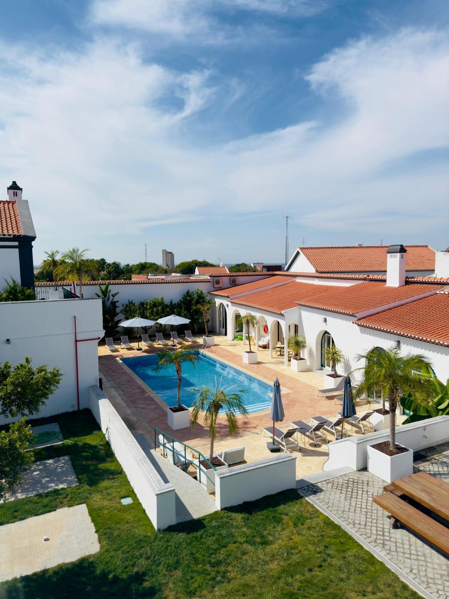 Hotel Solar Dos Frades Ferreira Do Alentejo Esterno foto